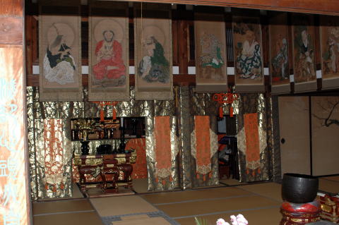 �{������